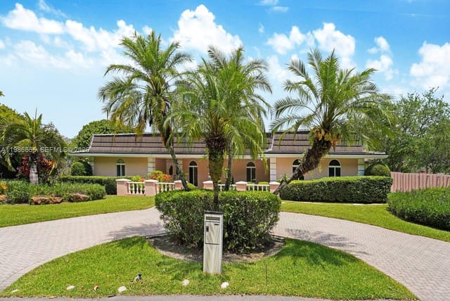 10805 SW 128th Terrace, sold in Thousand Pines, West Palm Beach, FL