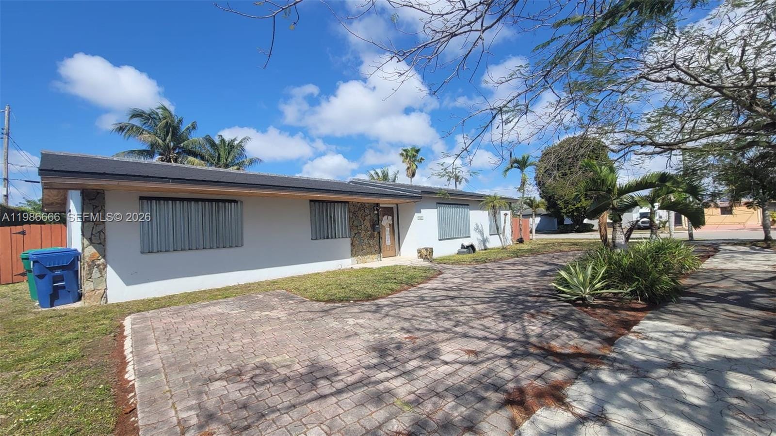 9961 SW 13th Terrace, Miami, FL 33174