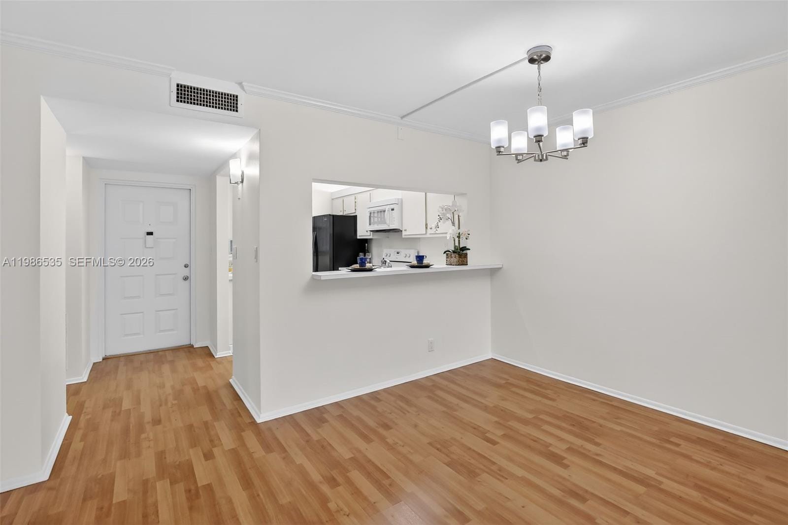 1831 Sabal Palm Drive 306 — photo 9