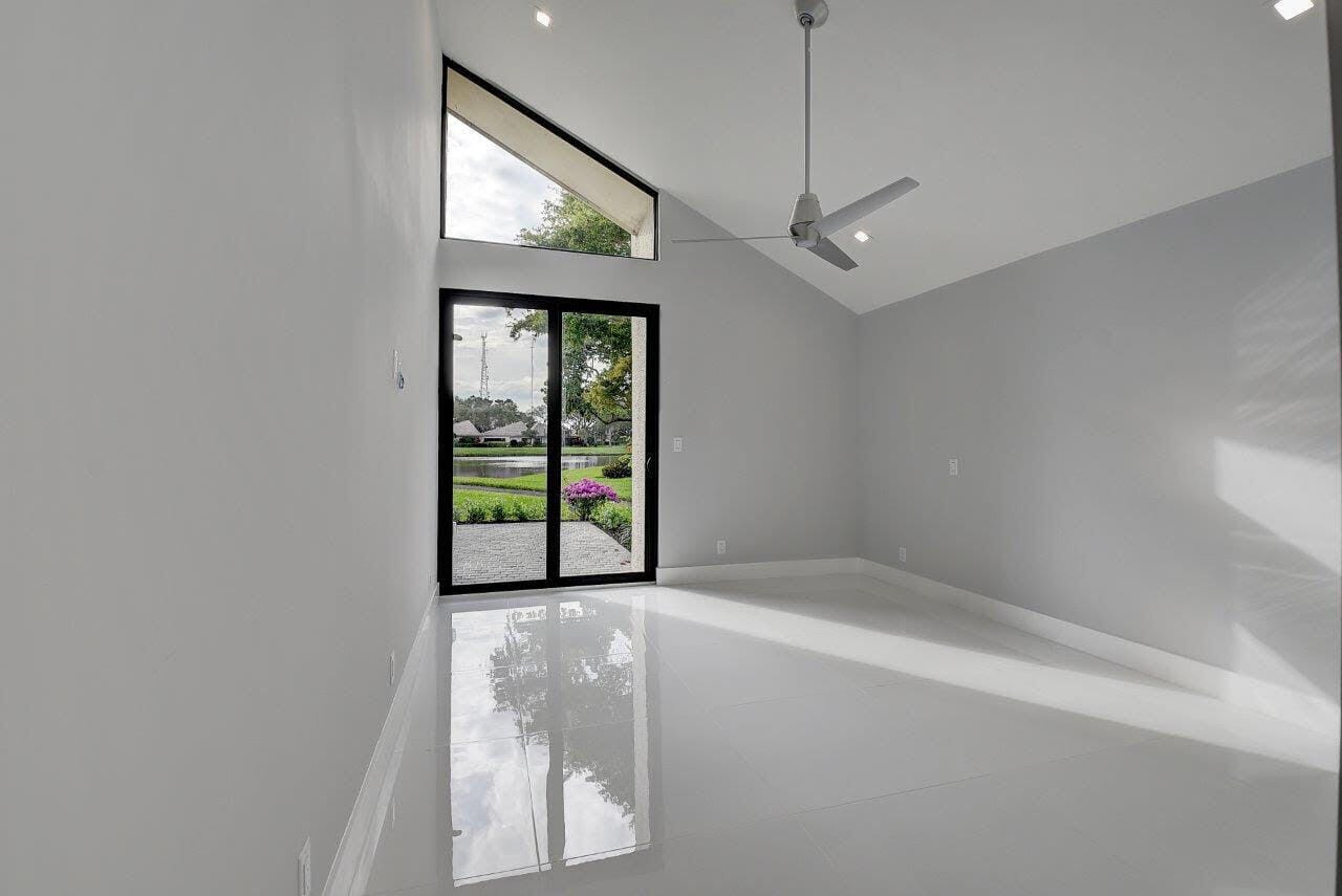 2006 Bridgewood Drive, Boca Raton, FL 33434 photo 4