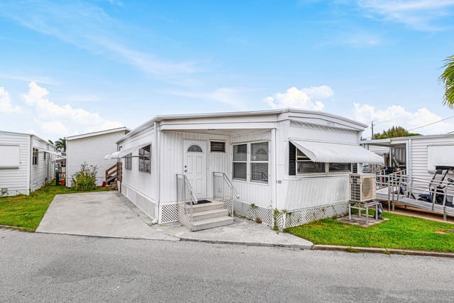 202 Palm Drive I, Briny Breezes, FL 33435