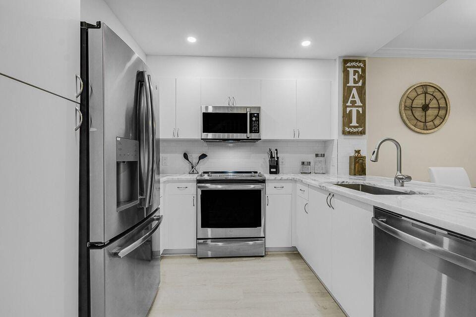 11785 St Andrews Place 104 — photo 4