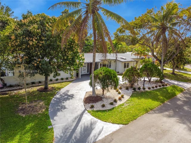 8220 SW 133rd Street, sold in Capri Estates, Pinecrest, FL