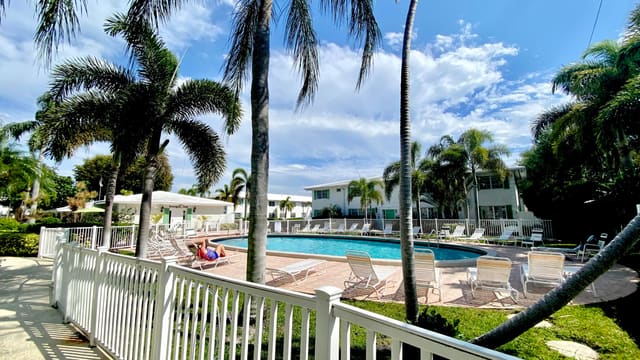6263 NE 19th Avenue 1024, Georgian Court Apts North Co Op, Fort Lauderdale, FL