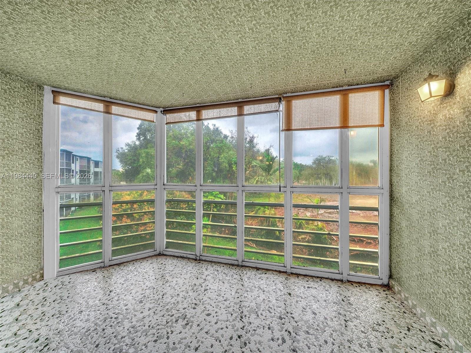 1101 NE 191st Street 307, Miami, FL 33179 photo 15