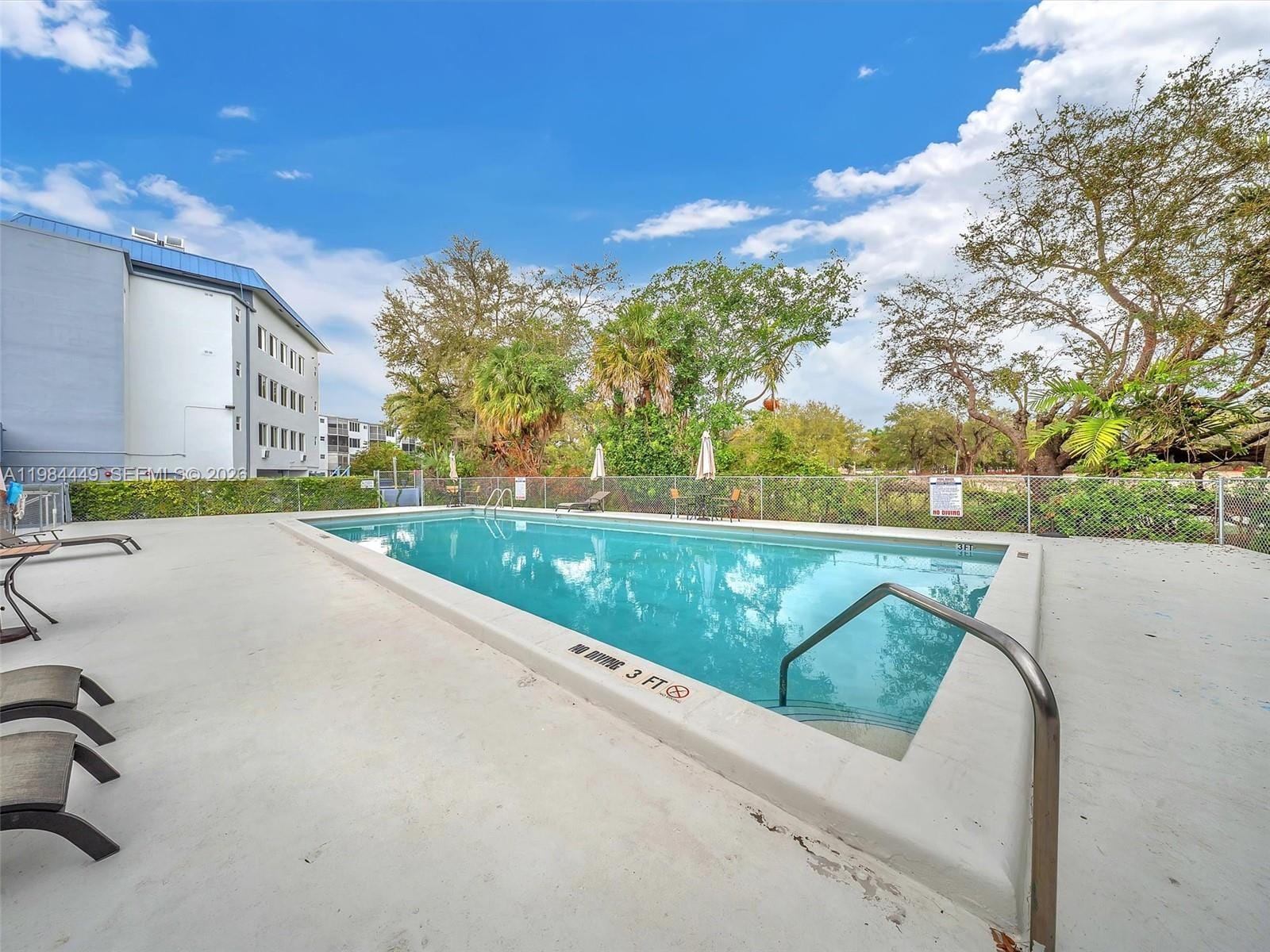 1101 NE 191st Street 307, Miami, FL 33179 photo 3