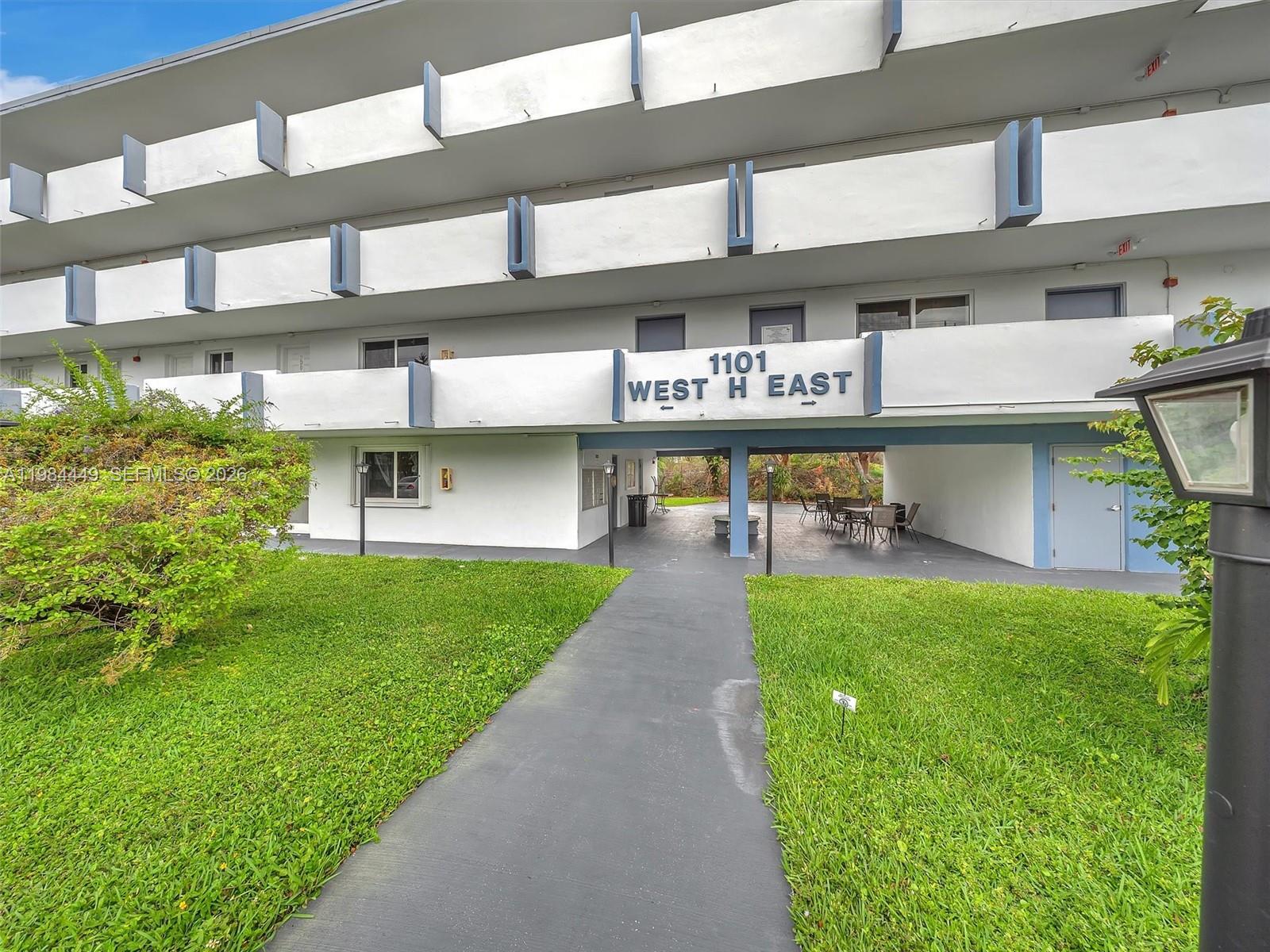 1101 NE 191st Street 307, Miami, FL 33179, Miami