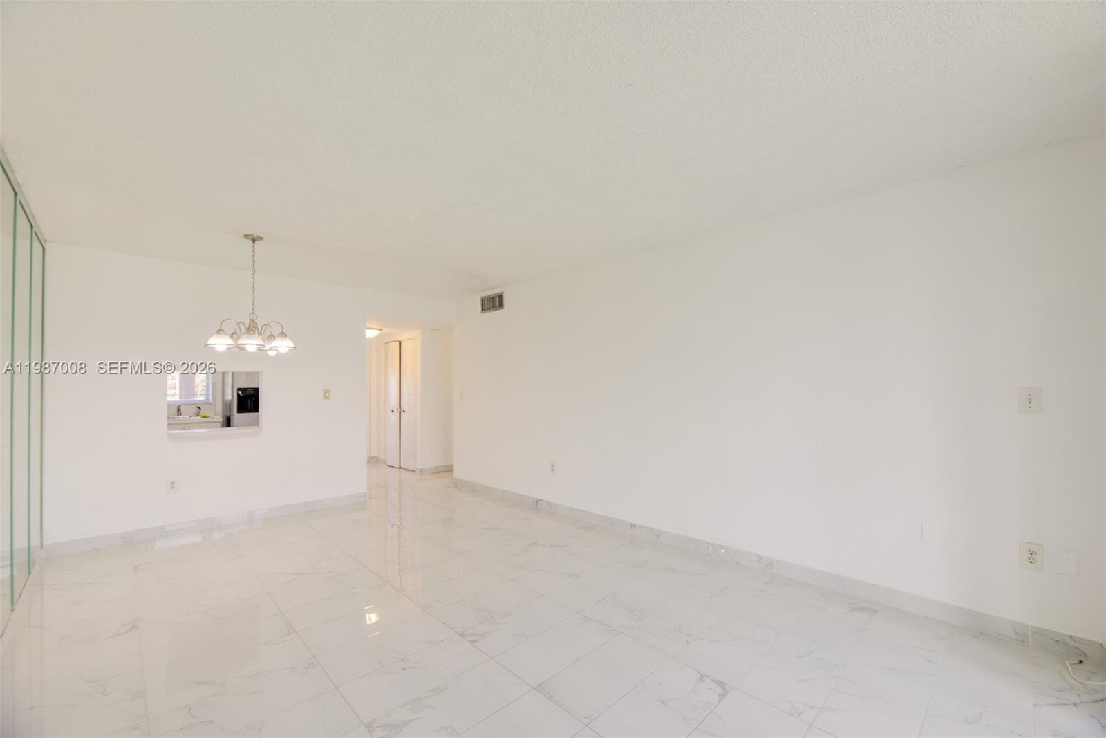 8951 Sunrise Lakes Boulevard 105, Sunrise, FL 33322 photo 13