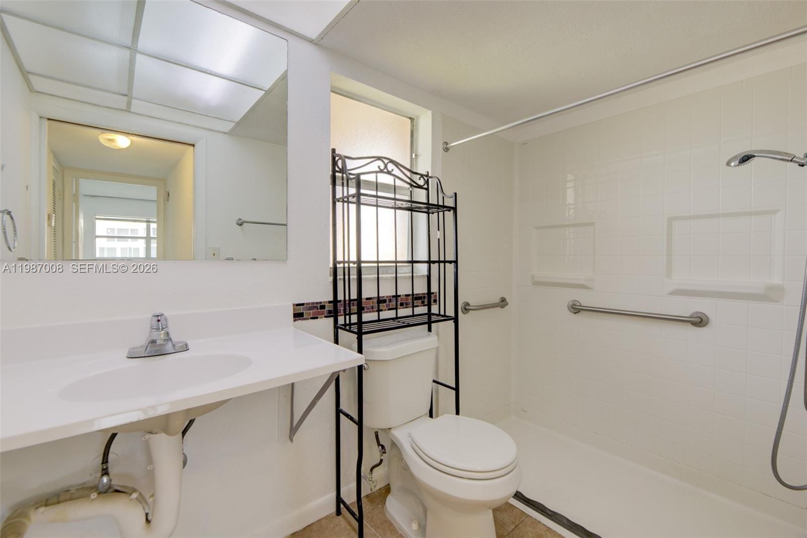 8951 Sunrise Lakes Boulevard 105, Sunrise, FL 33322 photo 25