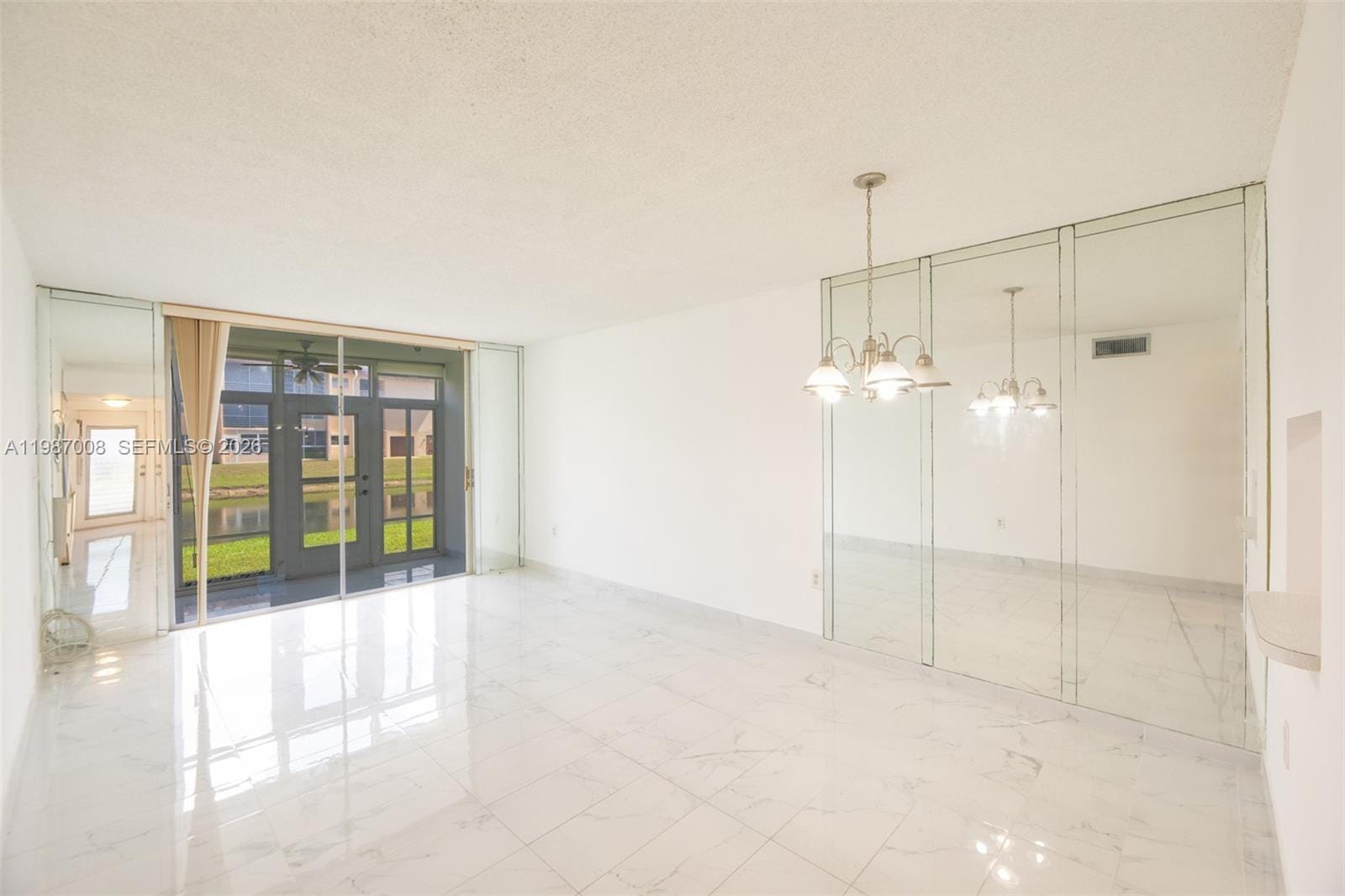 8951 Sunrise Lakes Boulevard 105 — photo 5