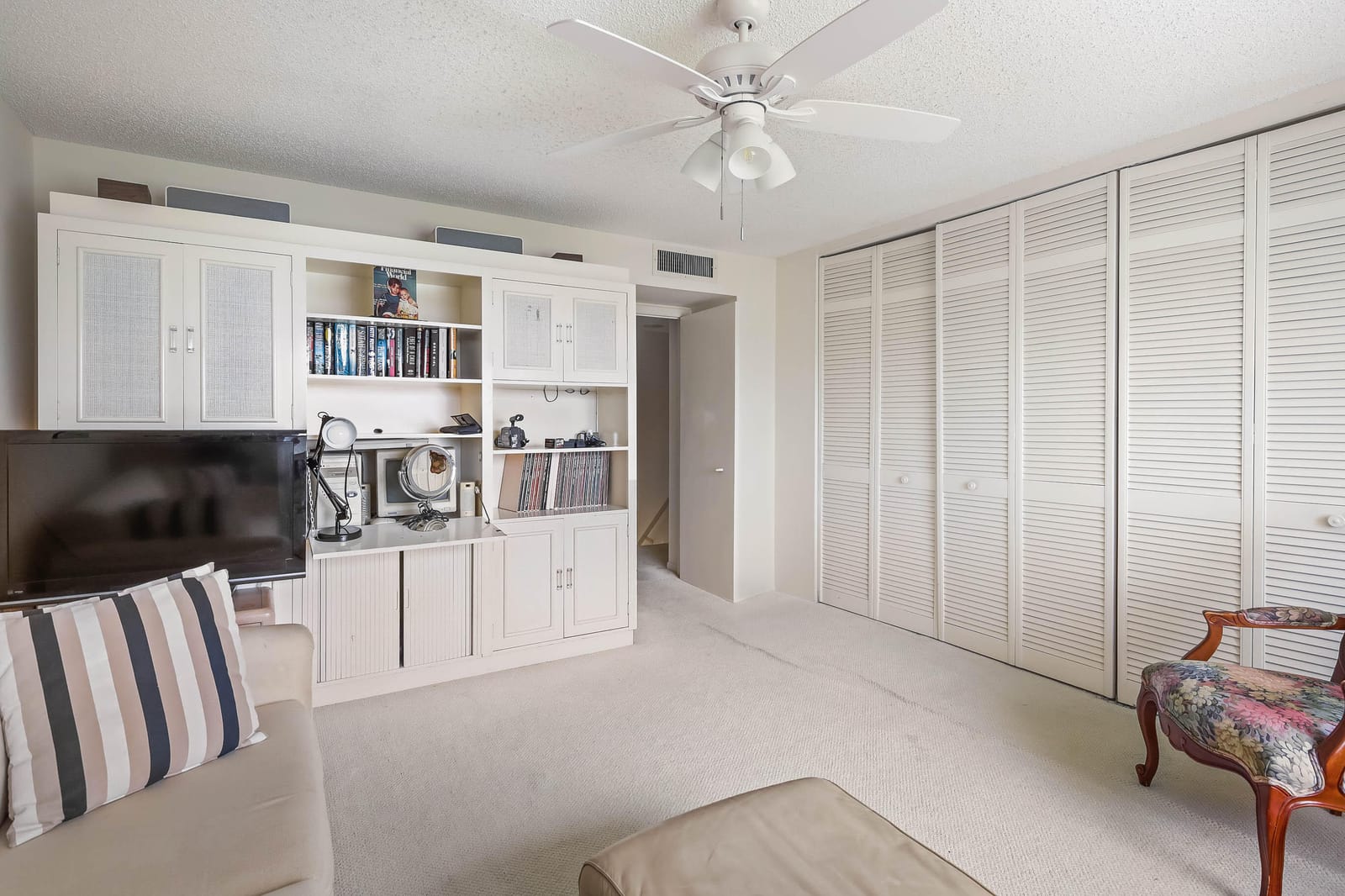 4541 Luxemburg Court, Greenacres, FL 33467 photo 24