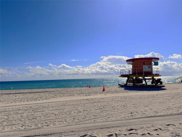 6061 Collins Avenue 12D, Miami Beach, FL 33140