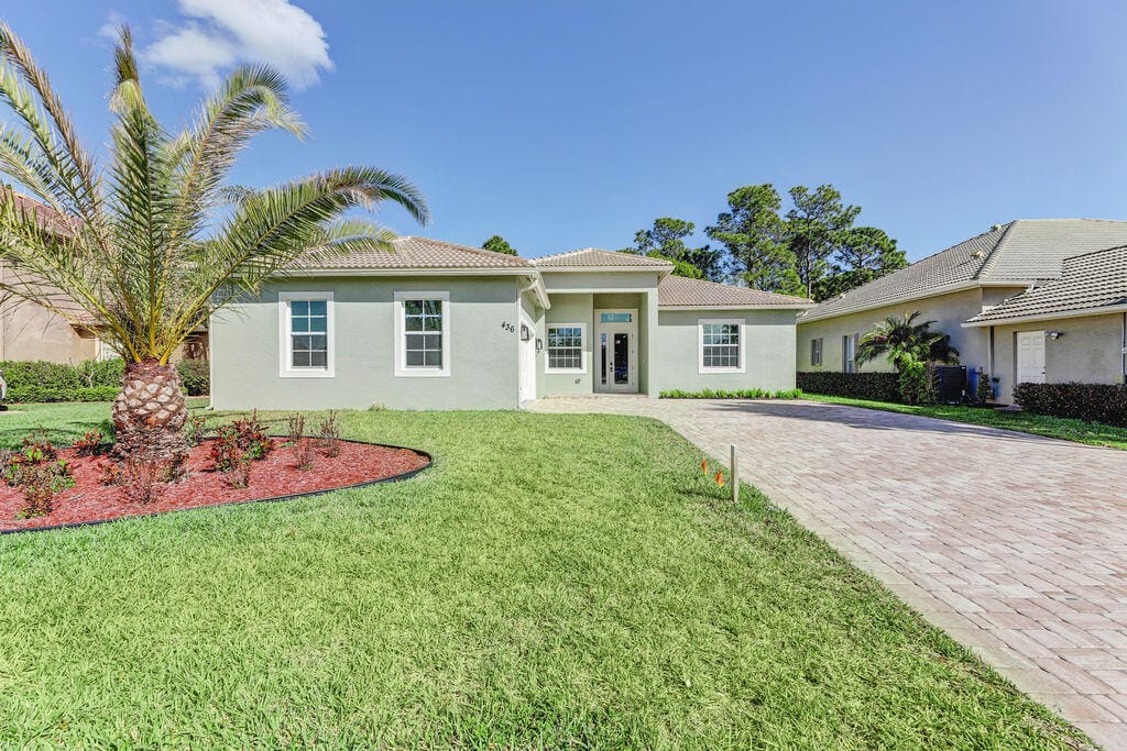 436 NW Dover Court, Port St. Lucie, FL 34983