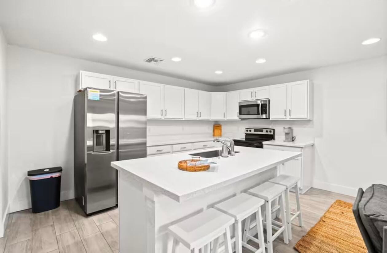 3 bedroom home for sale at 565 Lilac, West Palm Beach, FL 33407 — $3,150
