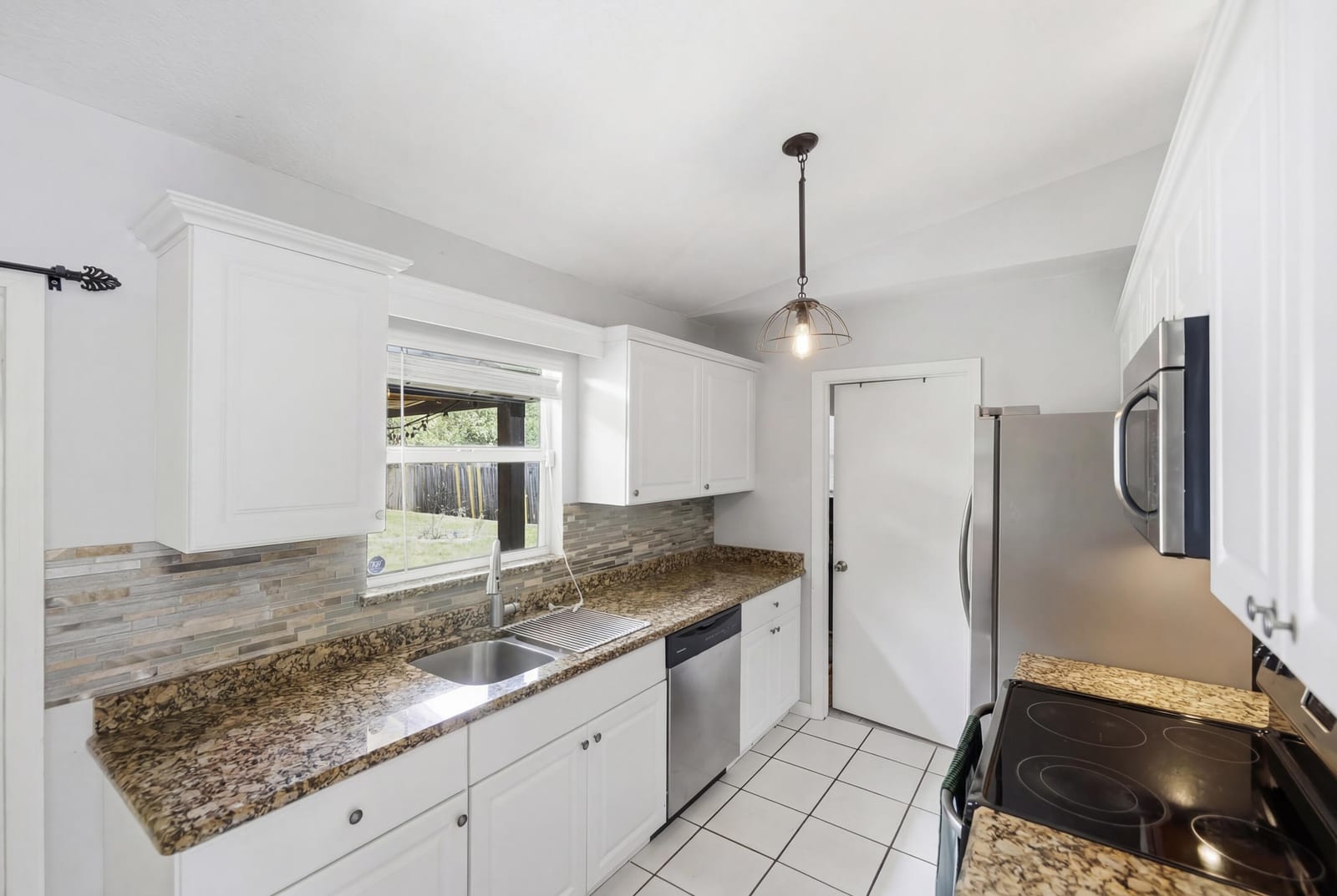 225 SW Crescent Avenue, Port St. Lucie, FL 34984 photo 11