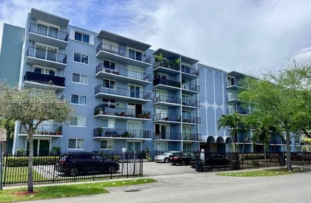 1470 NE 125th Terrace 802, sold in Three Horizons North Cond, North Miami, FL