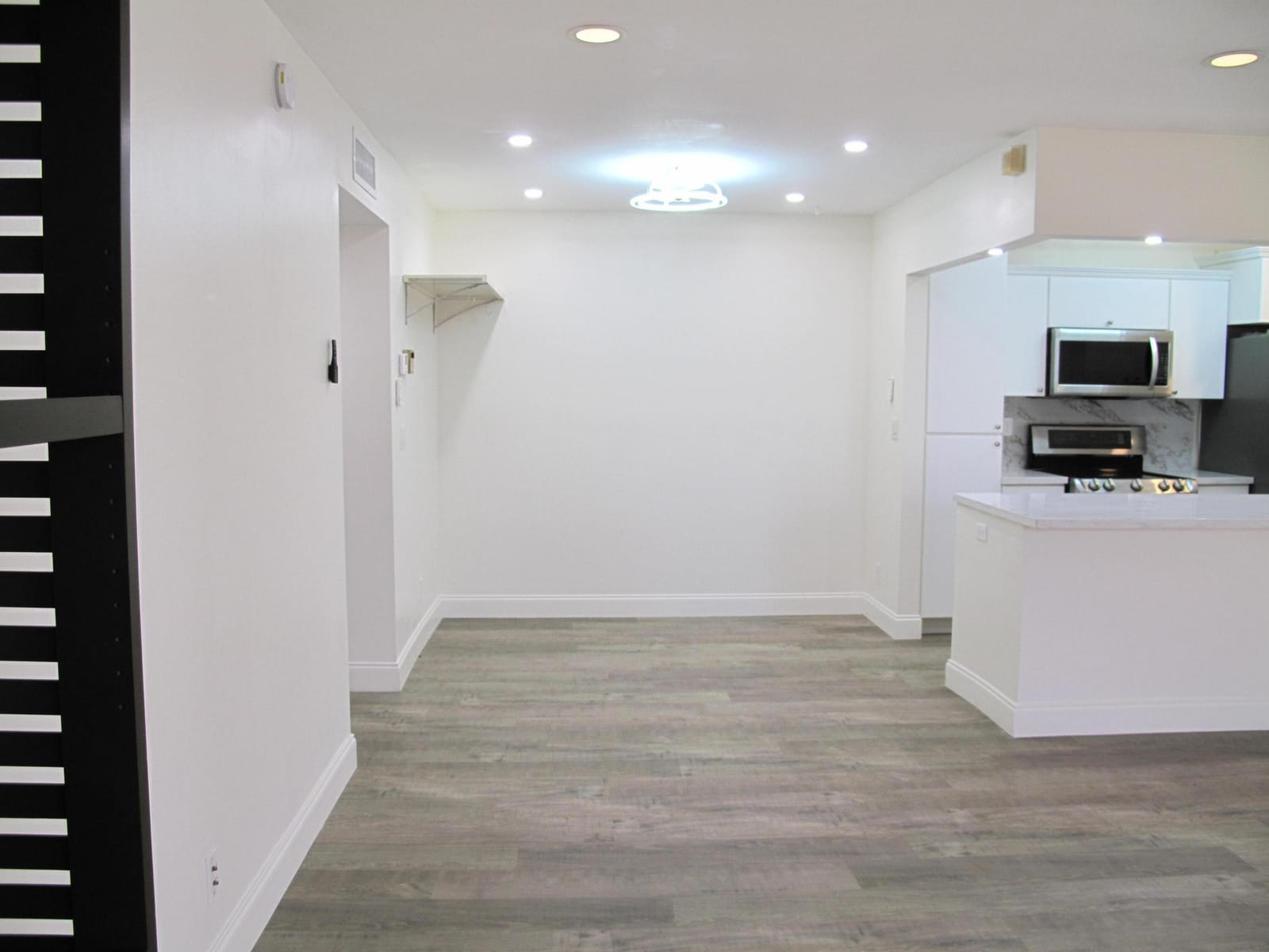 1217 S Drive Way A, Delray Beach, FL 33445 photo 3