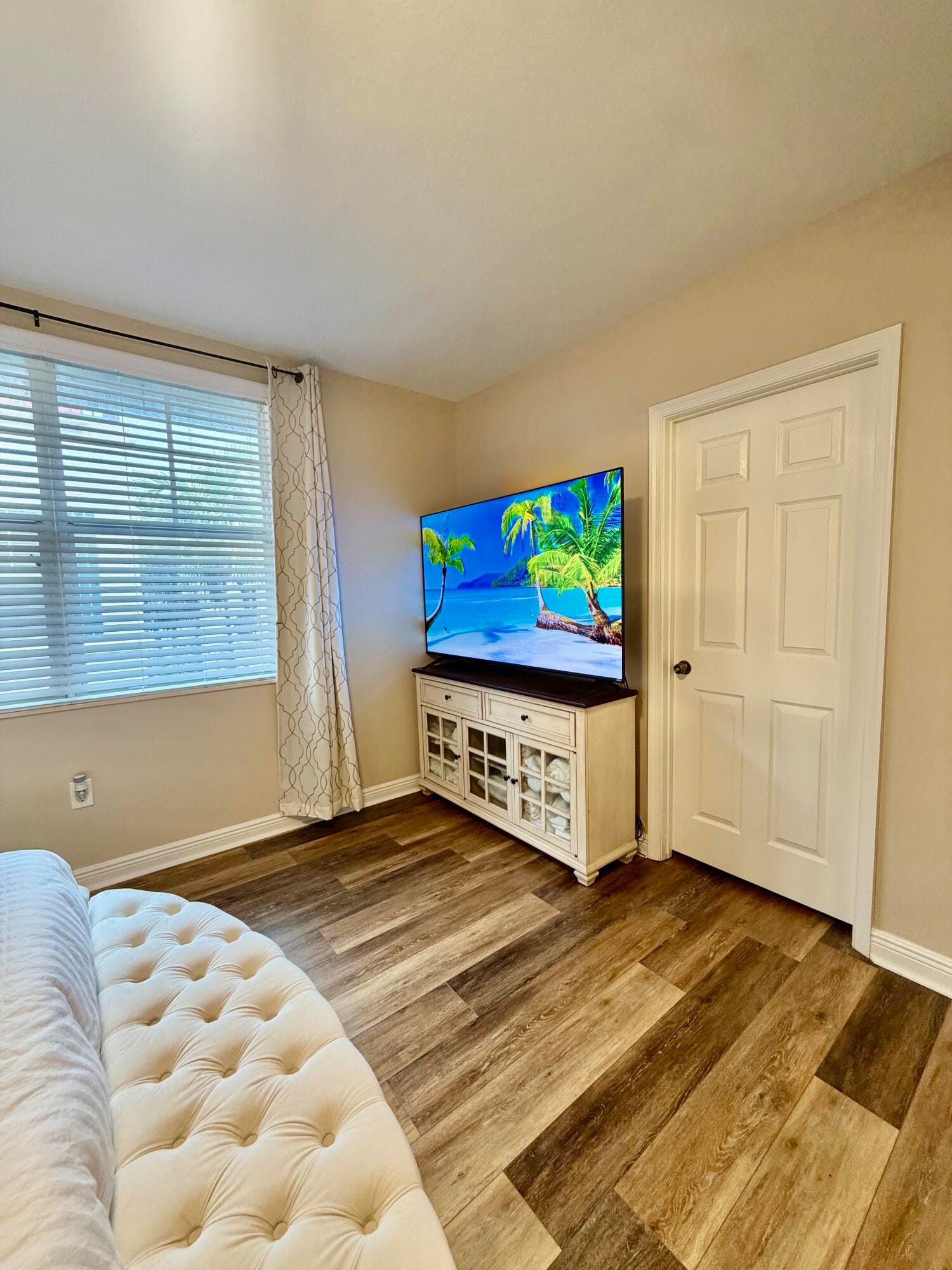 1033 NE 17th Way 2003, Fort Lauderdale, FL 33304 photo 9