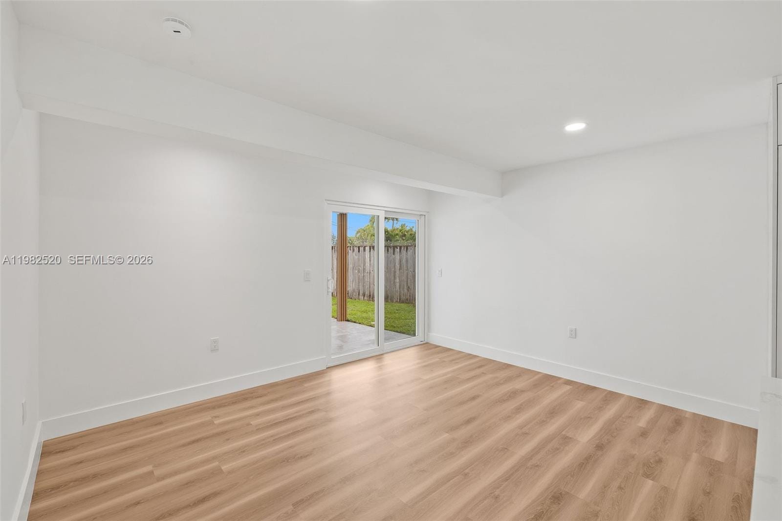 437 NW 13th Drive — photo 6