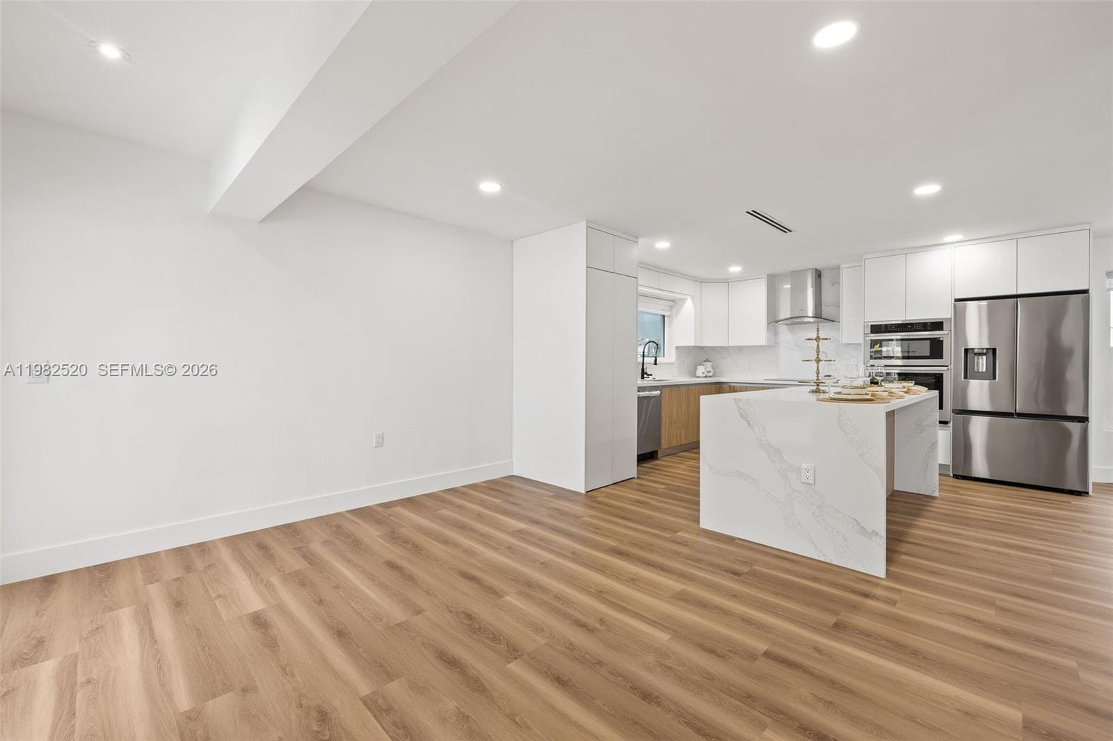 437 NW 13th Drive — photo 8