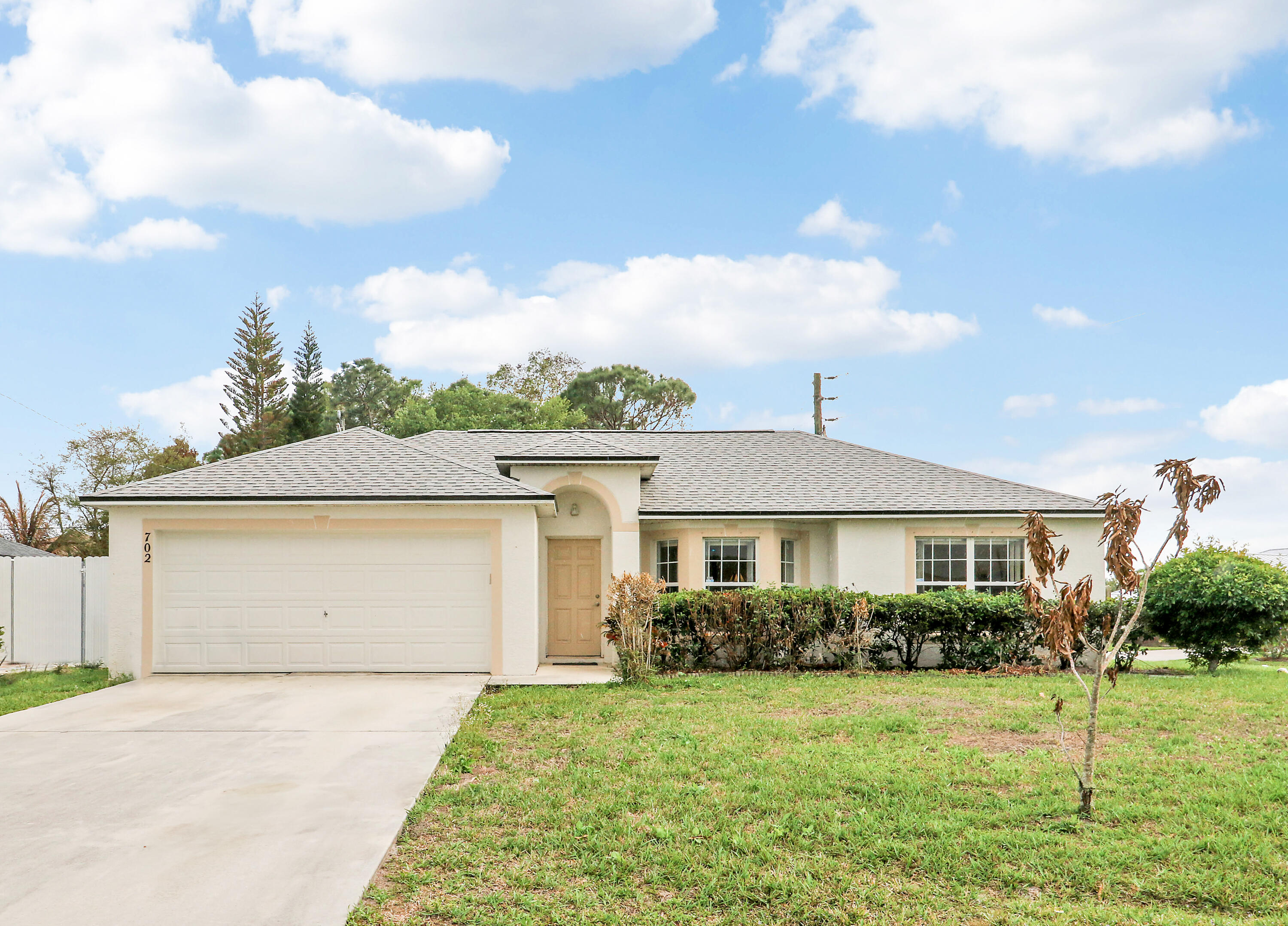 702 SE Lighthouse Avenue SE, Port St. Lucie, FL 34983, Port St Lucie