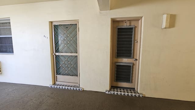 16750 NE 14th Avenue 211, sold in Mar Len Gardens, Miami, FL