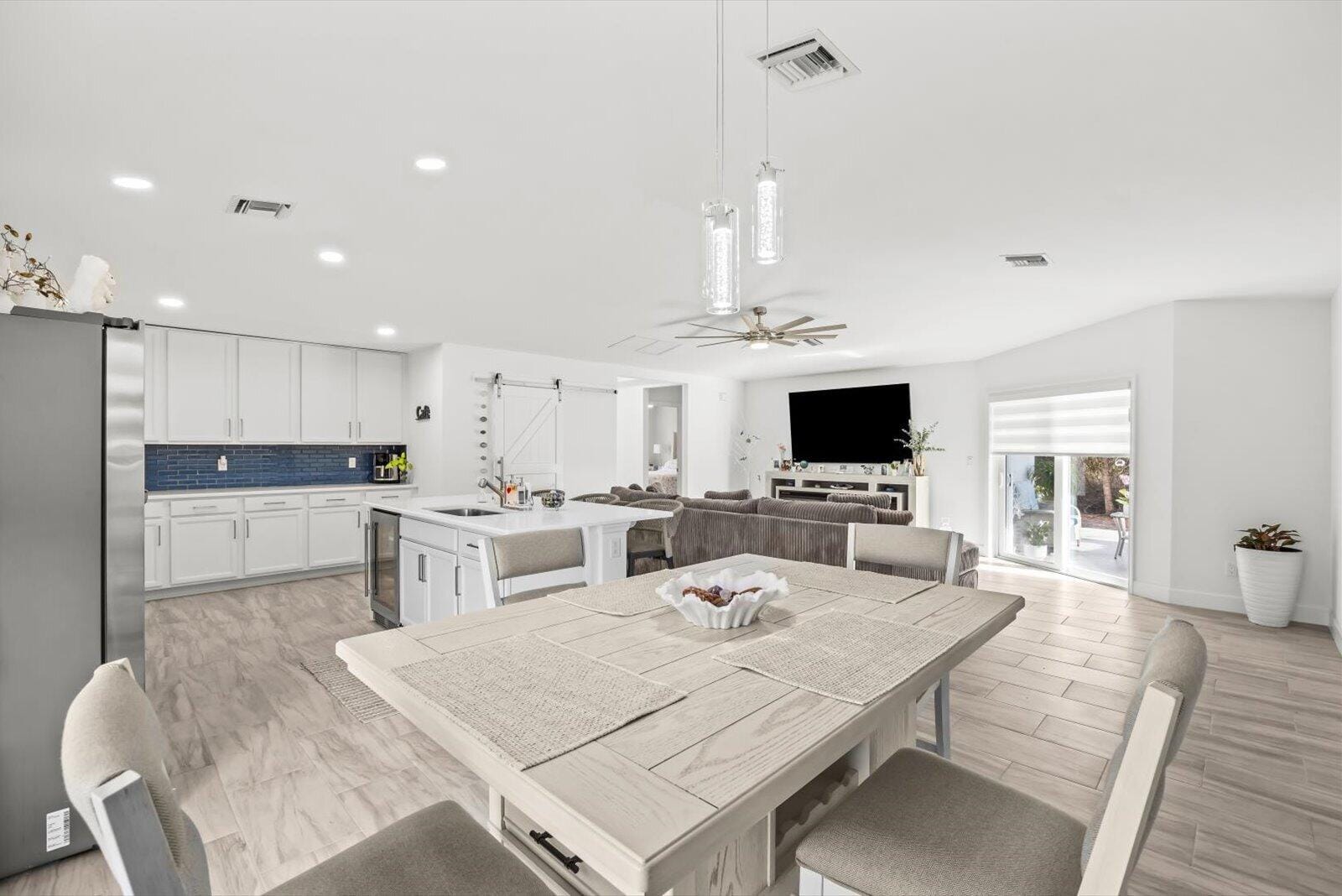 8607 SW 7th Lane, Okeechobee, FL 34974 photo 13