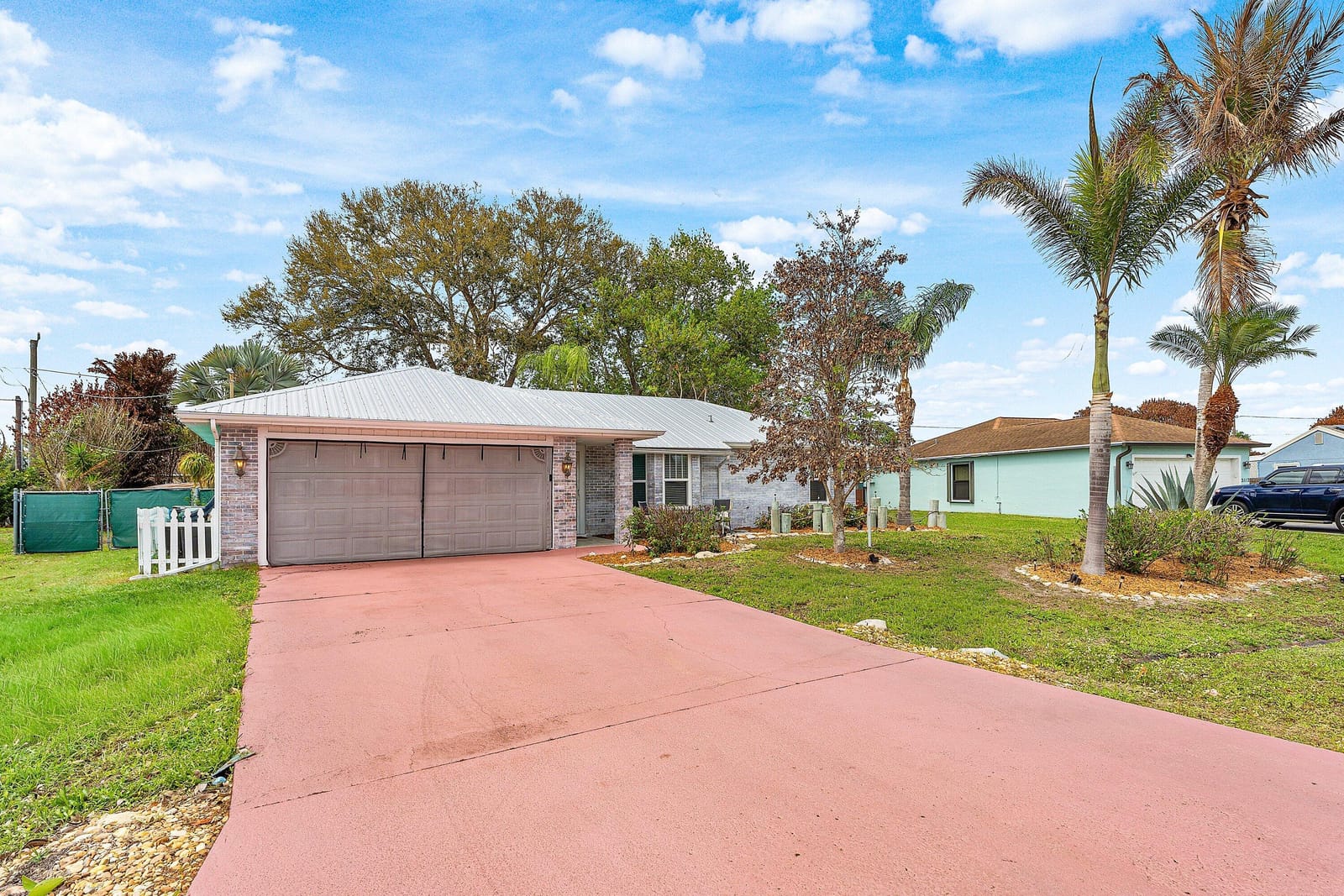 2114 SE Midtown Road — photo 3