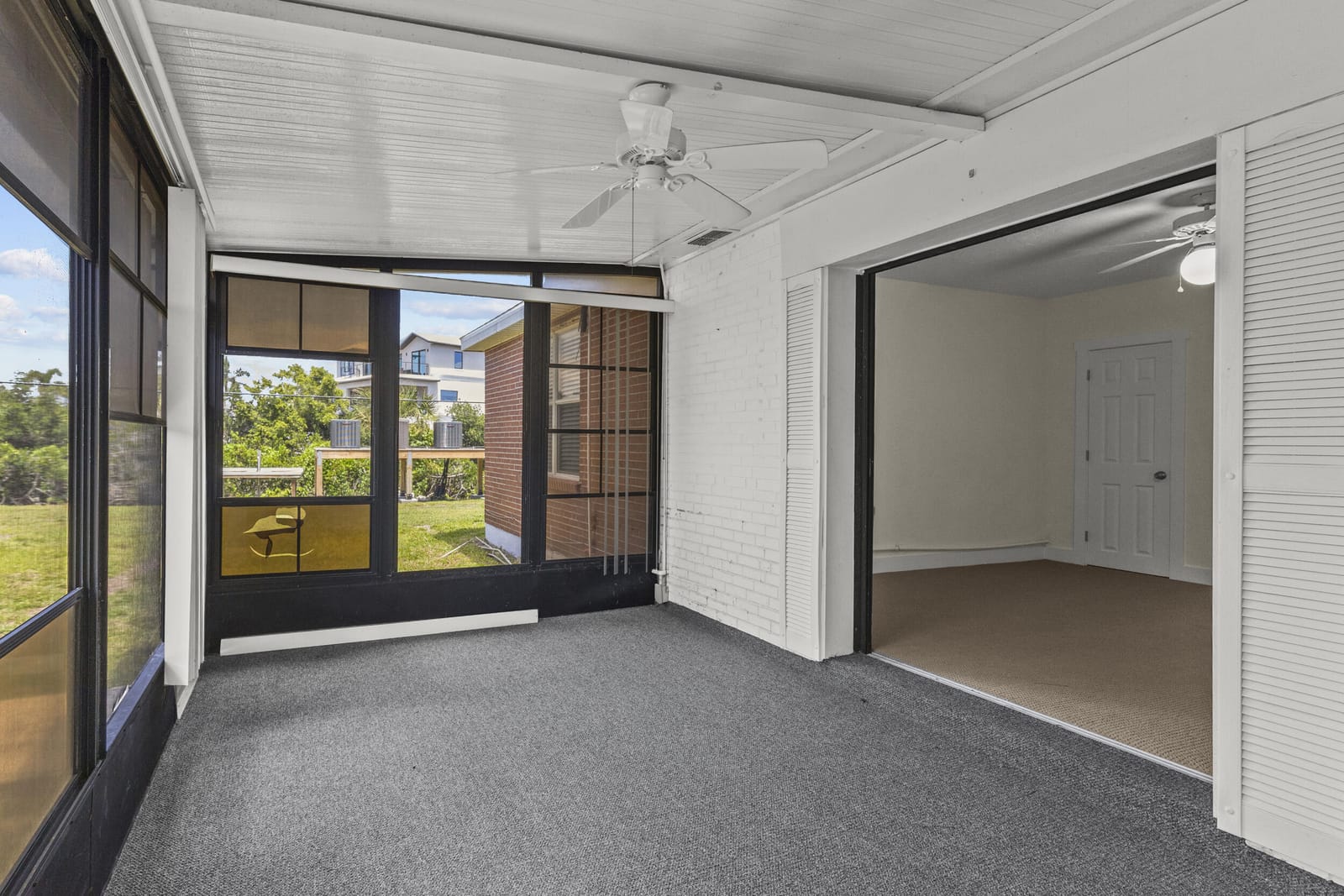 908 Villas Drive 18, Venice, FL 34285 photo 19
