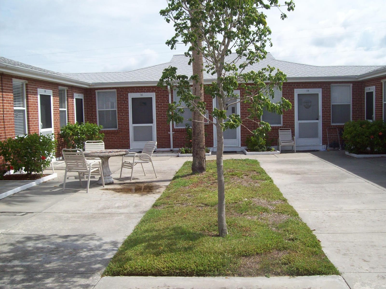 908 Villas Drive 18, Venice, FL 34285 photo 21