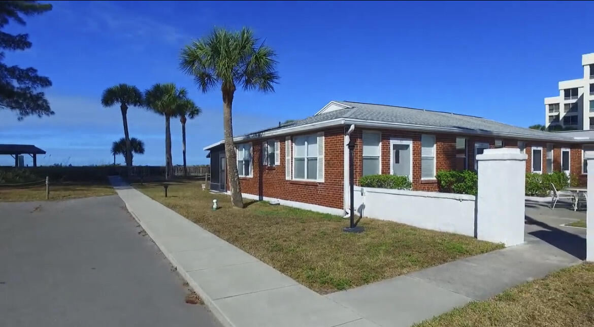 908 Villas Drive 18, Venice, FL 34285, Venice