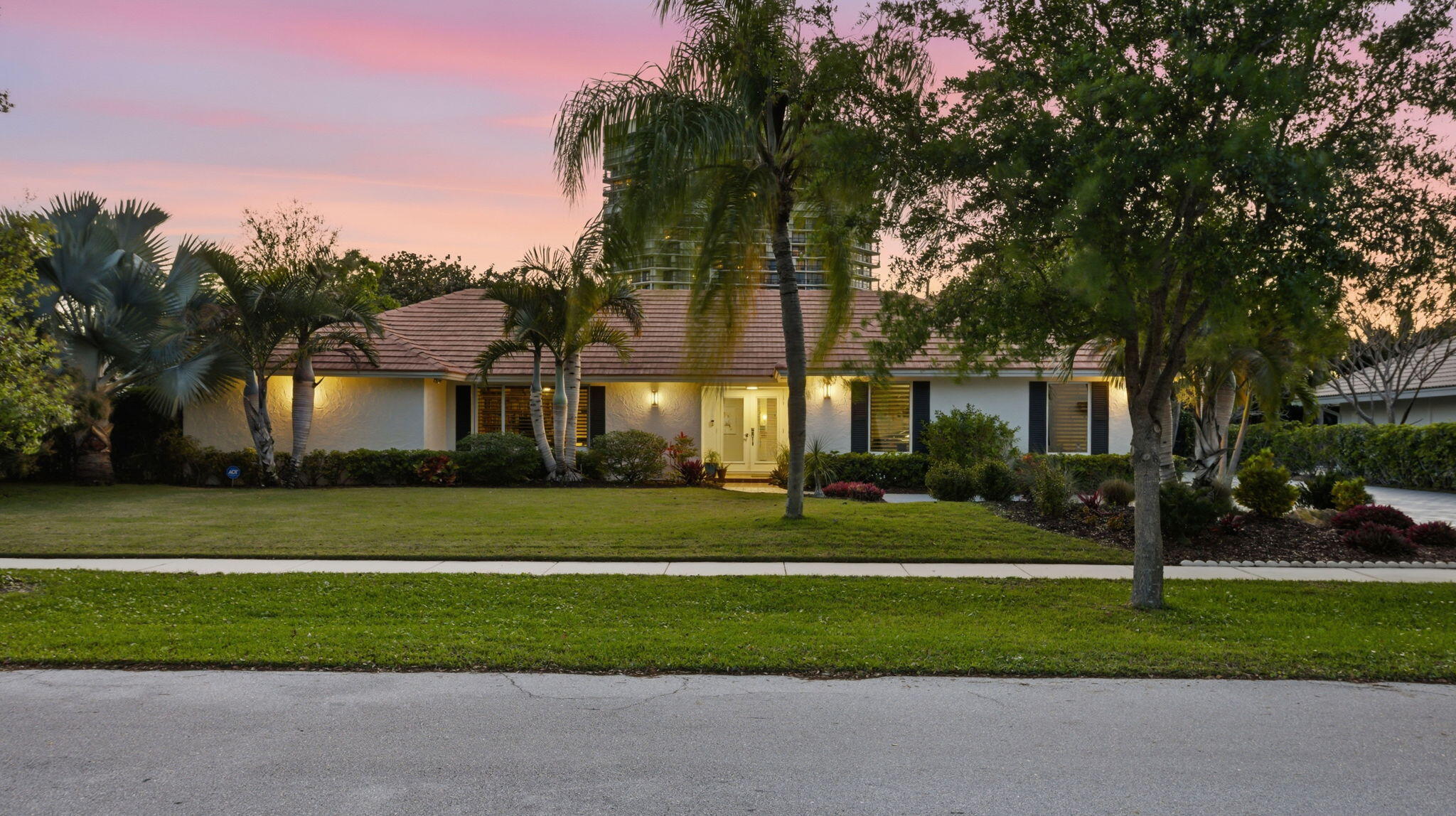 2001 Embassy Drive, West Palm Beach, FL 33401, West Palm Beach
