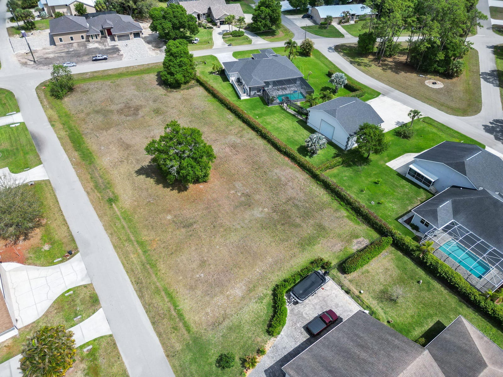 6871 Cherokee Avenue, Fort Myers, FL 33905 photo 1