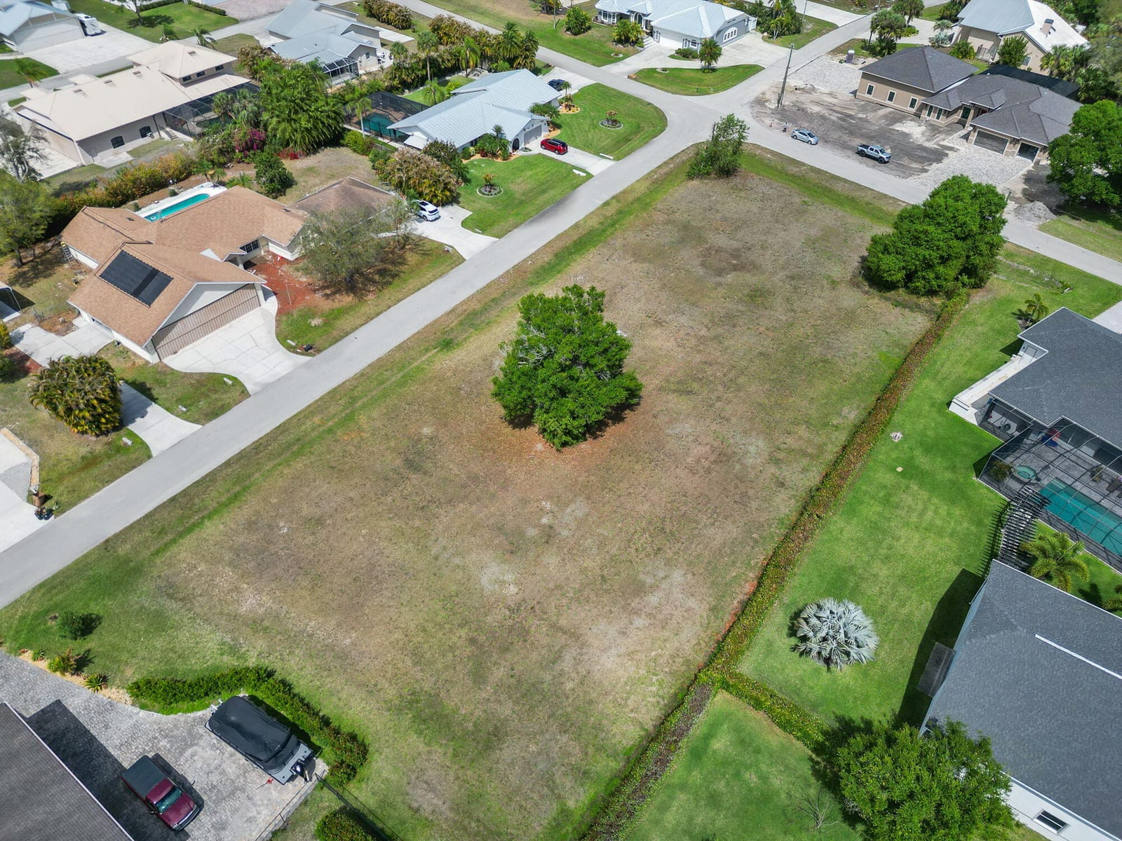 6871 Cherokee Avenue, Fort Myers, FL 33905 photo 5