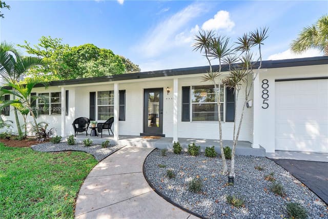 885 Camellia Court, sold in Plantation Gardens Sec 5, Plantation, FL