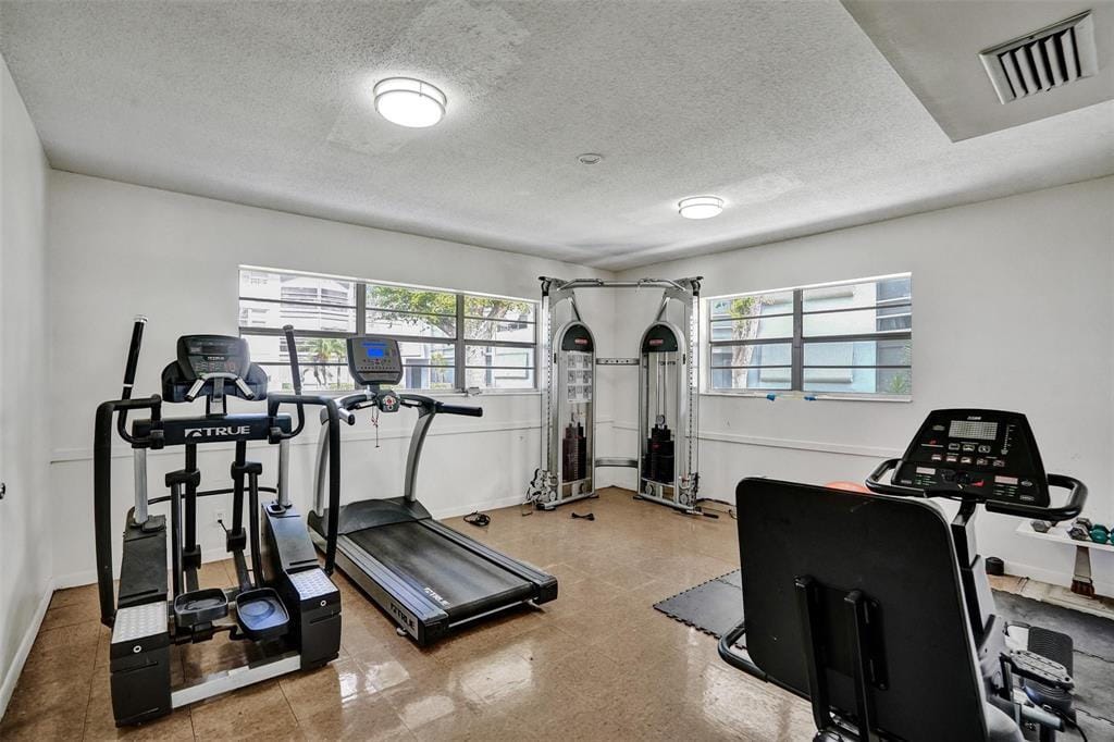 400 SE 10th Street 308, Deerfield Beach, FL 33441 photo 14