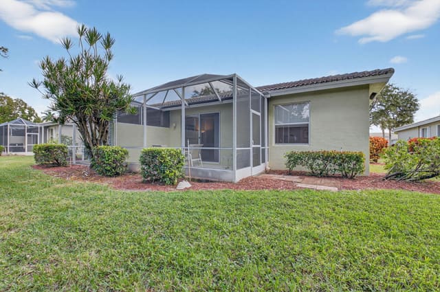 10612 Royal Caribbean Circle, Majestic Isles, Boynton Beach, FL