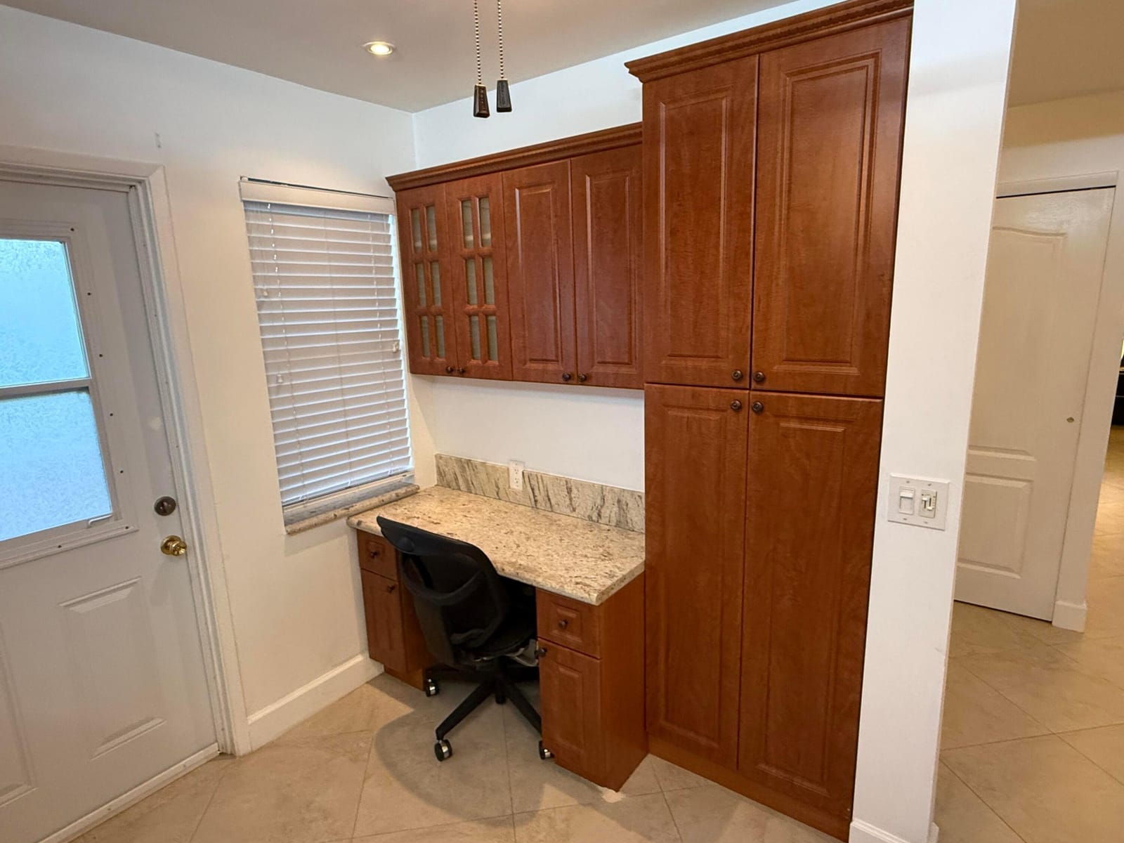 300 NE 14th Avenue 411, Hallandale Beach, FL 33009 photo 4