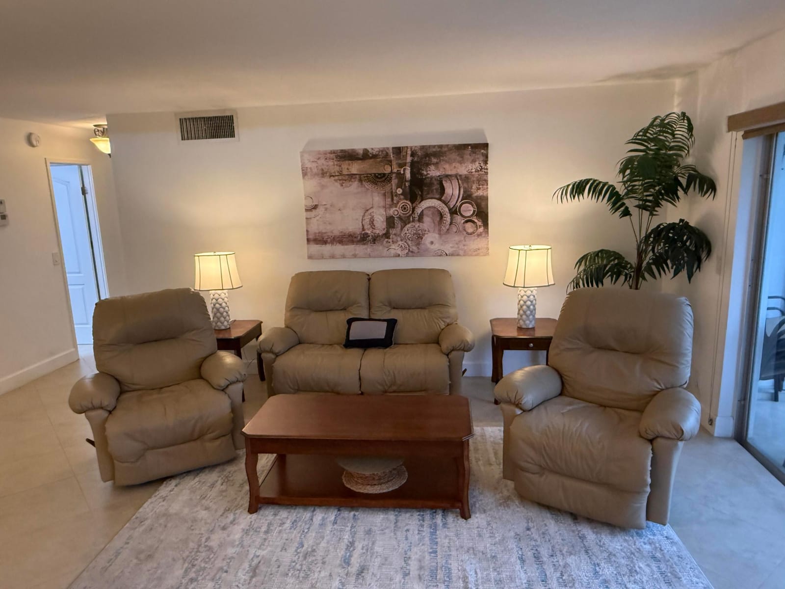 300 NE 14th Avenue 411, Hallandale Beach, FL 33009 photo 10
