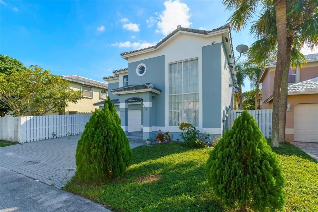 4450 NW 55th Drive — photo 3