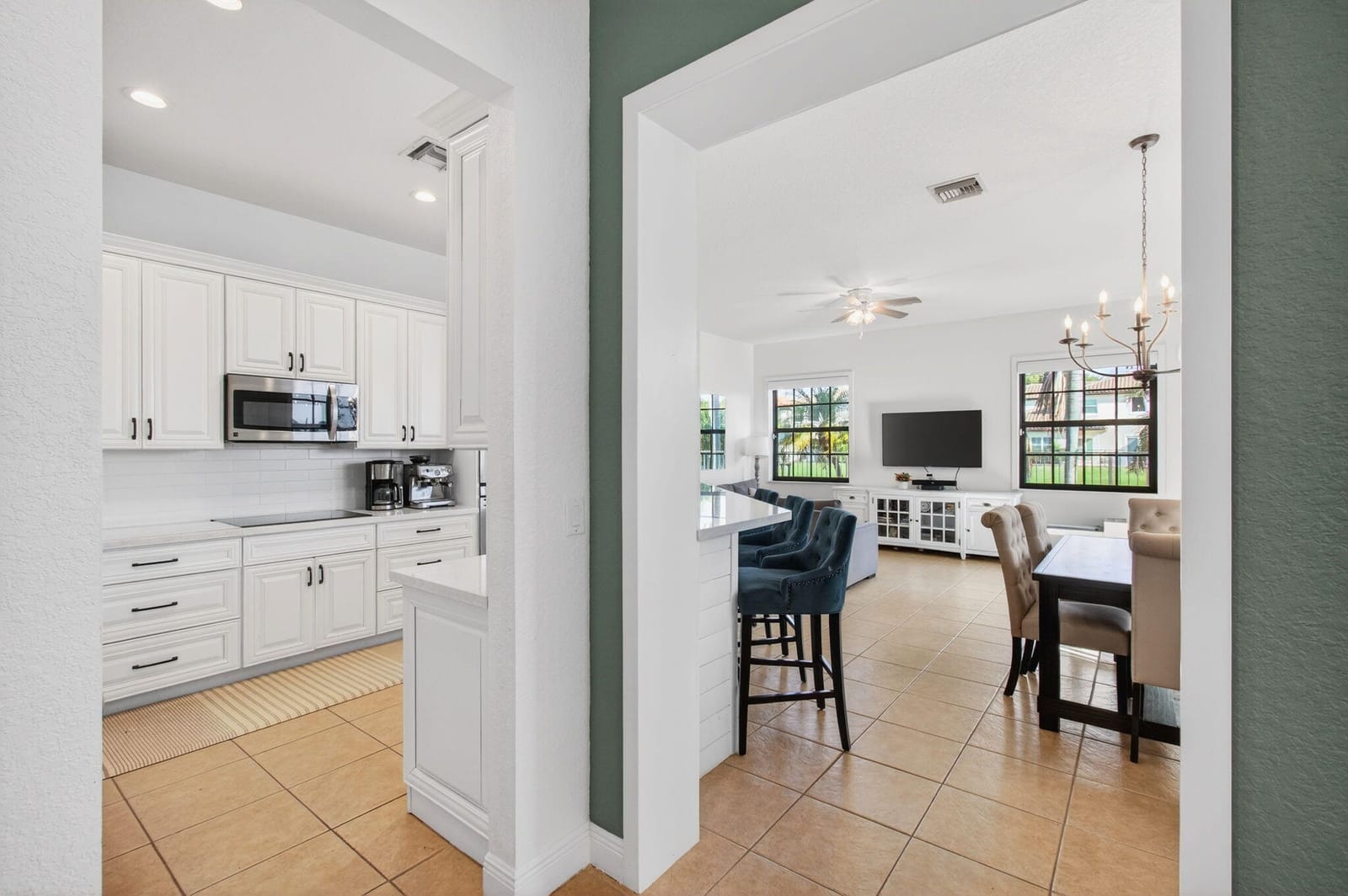 4079 Artesa Drive — photo 11