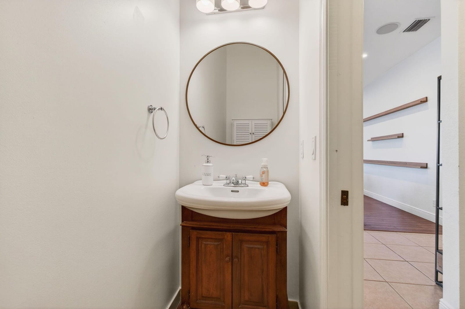 4079 Artesa Drive — photo 9