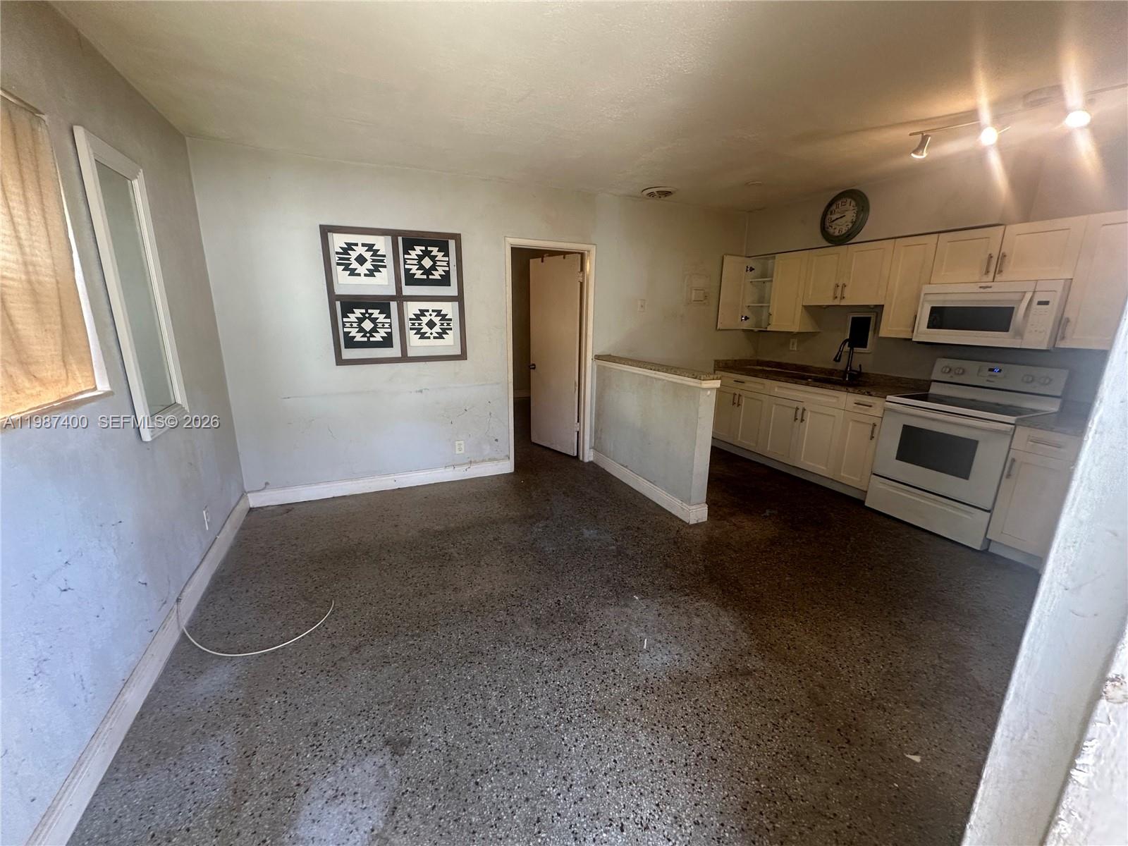 1271 NE 32nd Street A, Oakland Park, FL 33334, Oakland Park