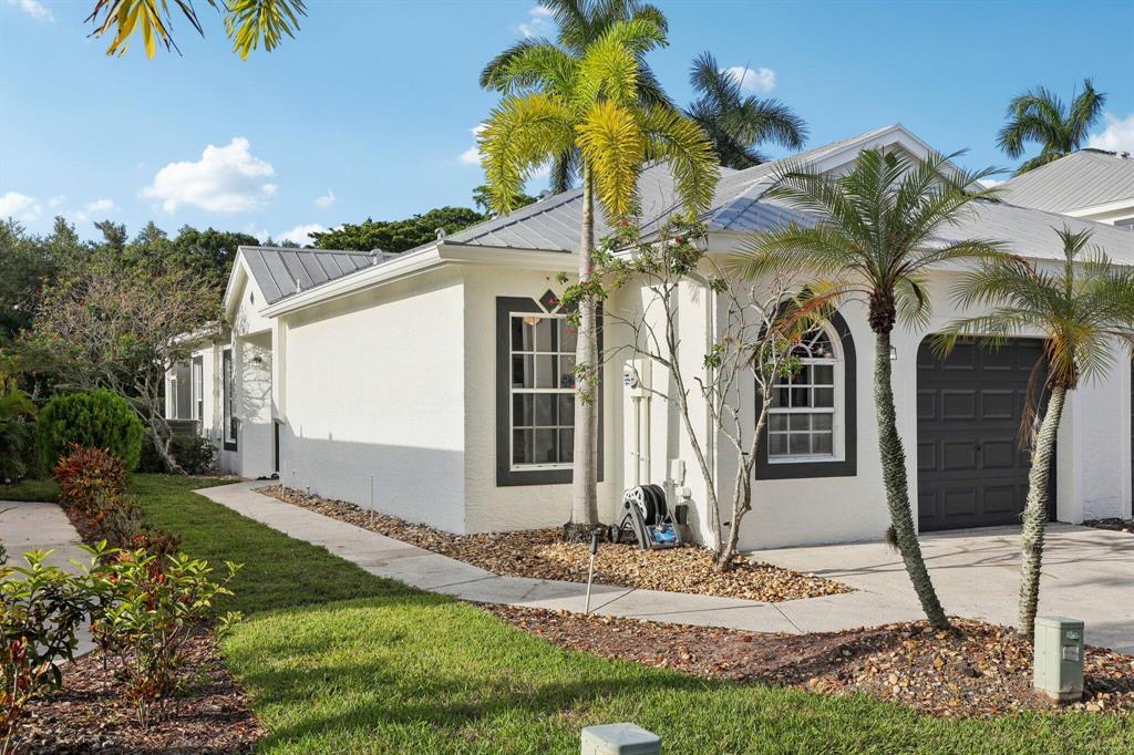 10709 Pelican Drive, Wellington, FL 33414, Wellington