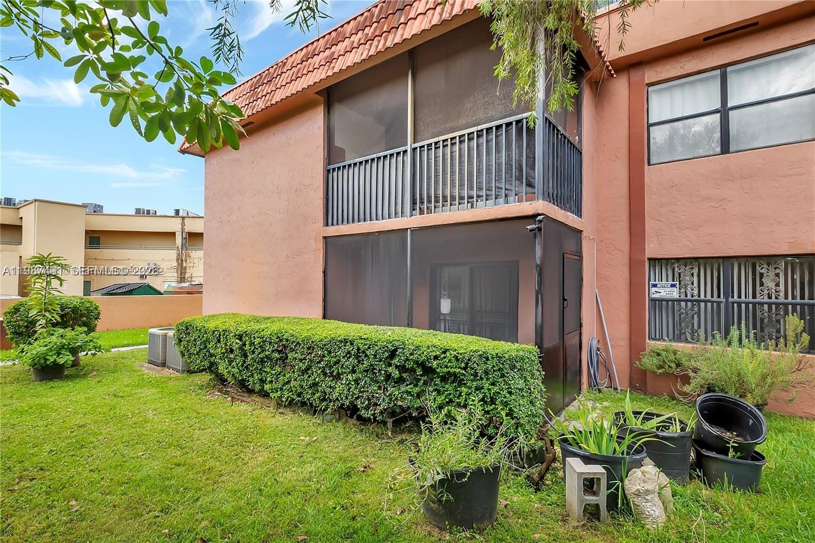 6580 W 27th Court 58-12 — photo 12