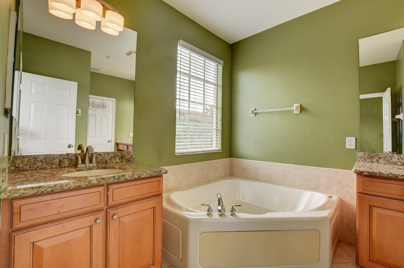 120 Ocean Cay Way, Hypoluxo, FL 33462 photo 29
