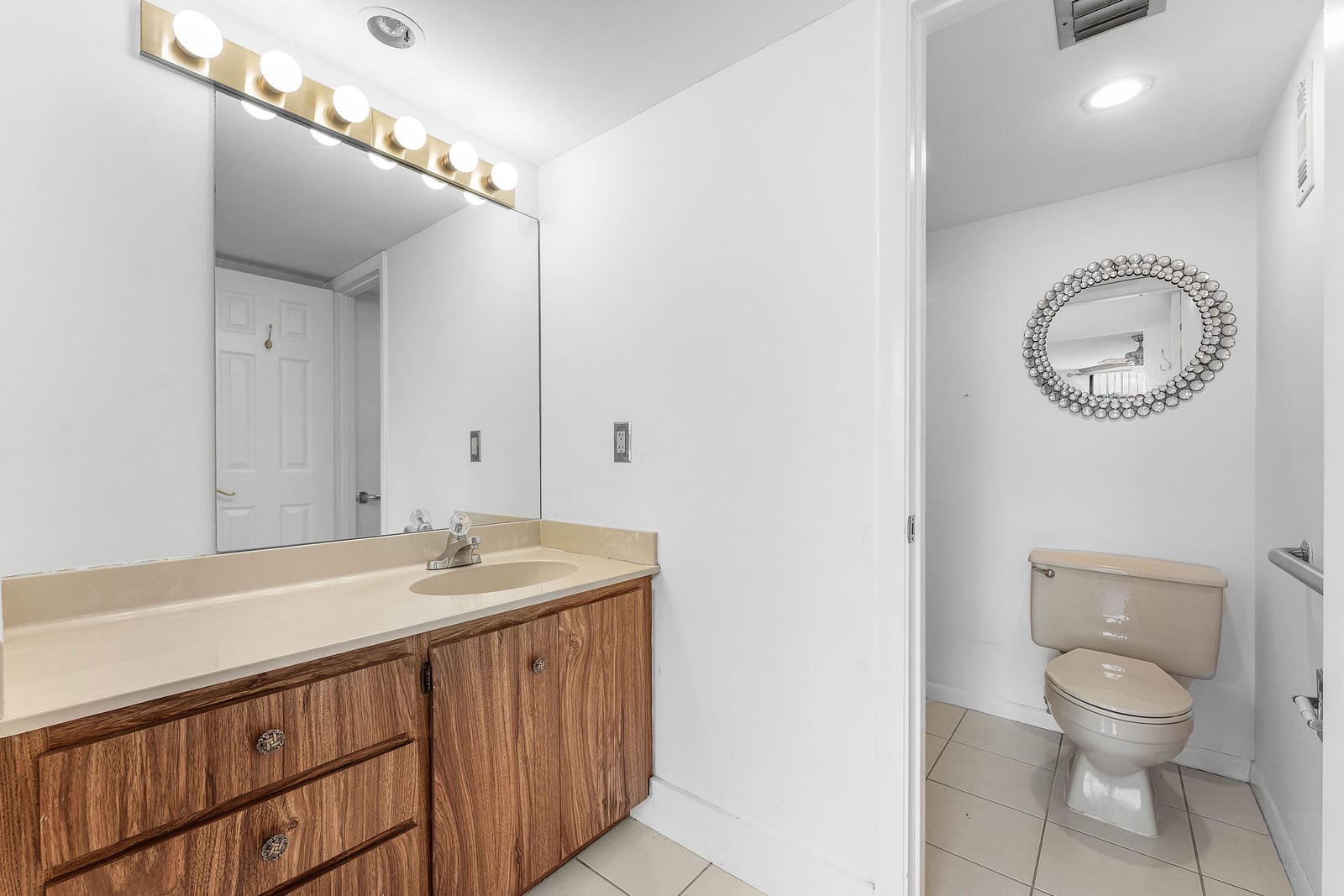 1721 Whitehall Drive 201 — photo 7