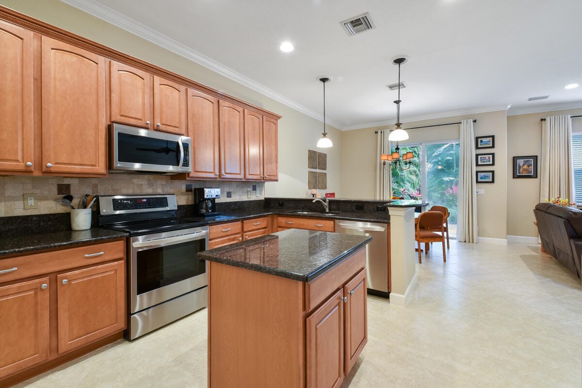 4679 Cadiz Circle — photo 10