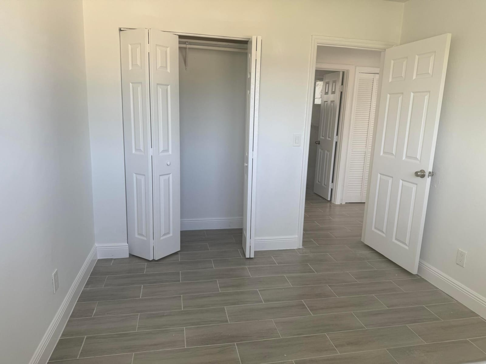 4131 SW 23rd Street — photo 4