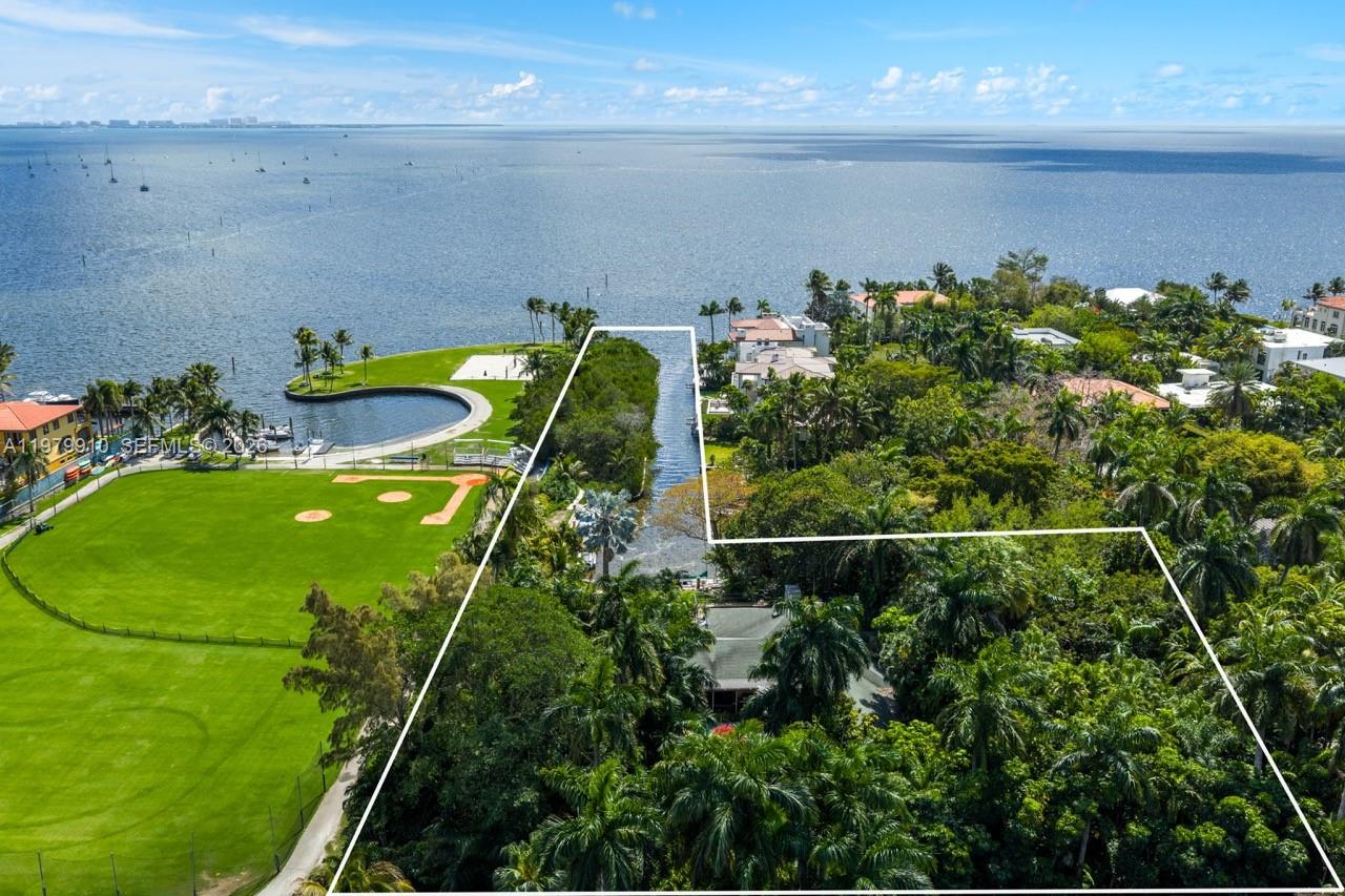 3373 Poinciana Avenue, Miami, FL 33133, Miami